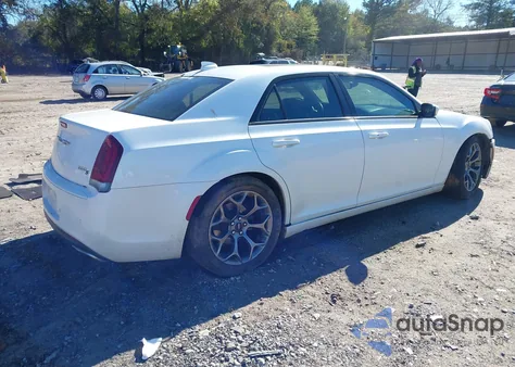 2015 Chrysler 300 300S из США, поврежденный, VIN 2C3CCABG1FH894099